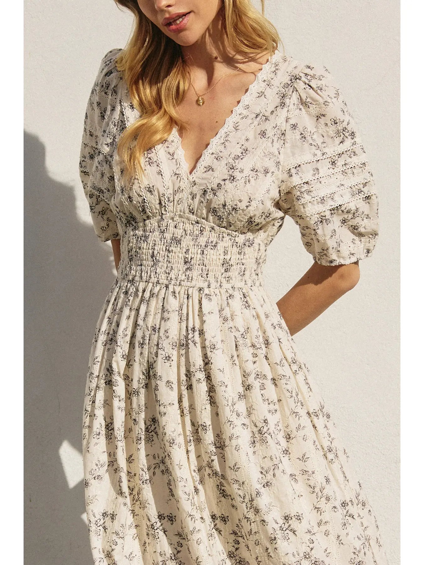 Brunch Babe Bubble Sleeve Midi Dress