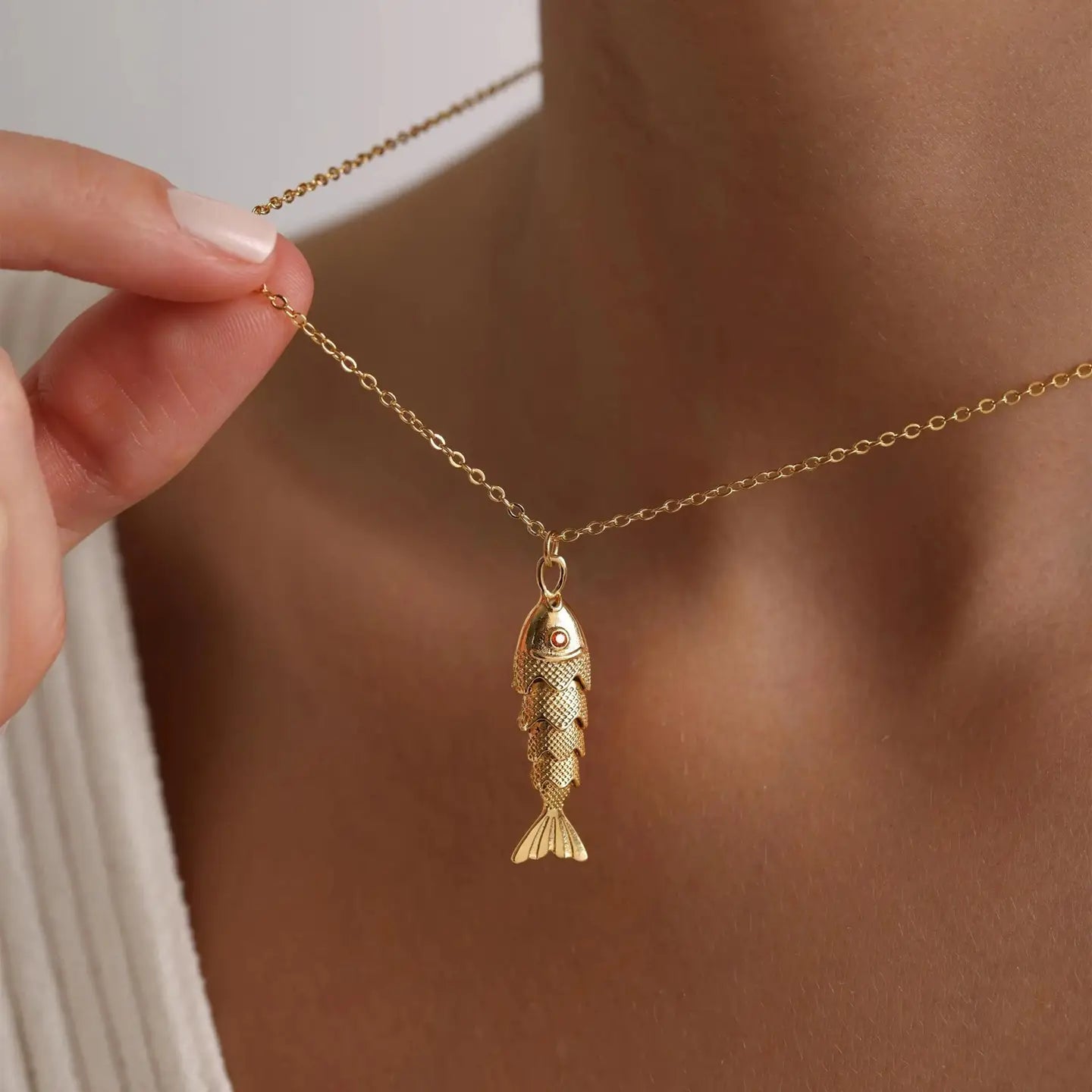 18K Stainless Steel Tarnish Free Fish Necklace | 40NK9536