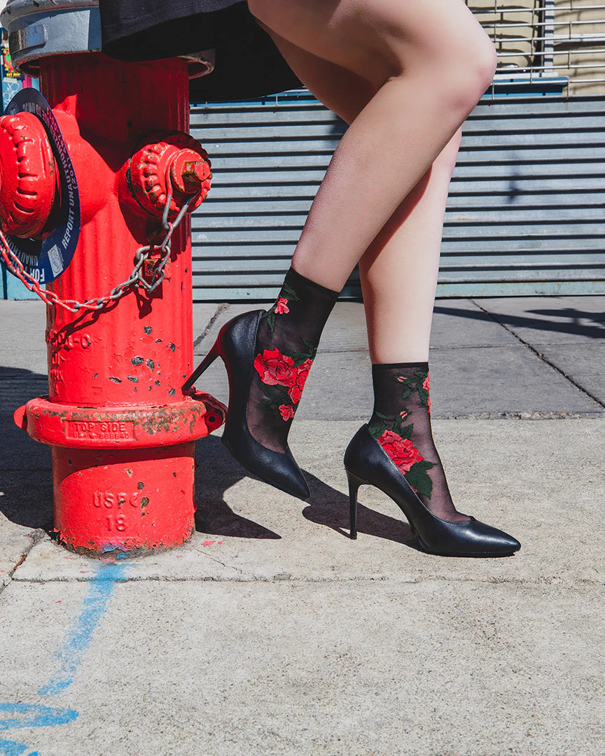 Women's Beauty Rose Garden Sheer Ankle Socks