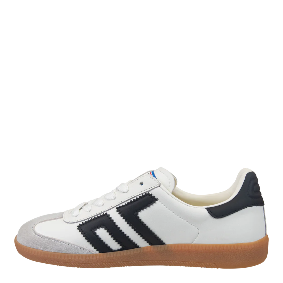 Cloud In White Black Sneaker