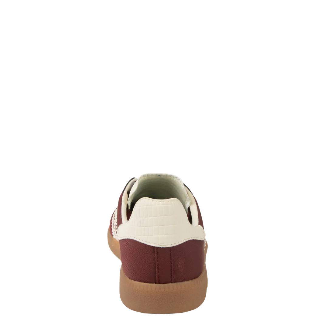 Ghost Sneaker in Wine Milk