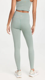 Load image into Gallery viewer, Love Sculpt 7/8 Ruffle Legging
