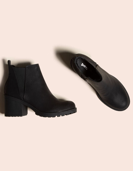 Lisbon Chelsea Booties