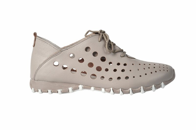 Lace Up Leather Walking Sneaker LF9010