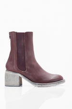 Load image into Gallery viewer, Essential Chelsea Boot
