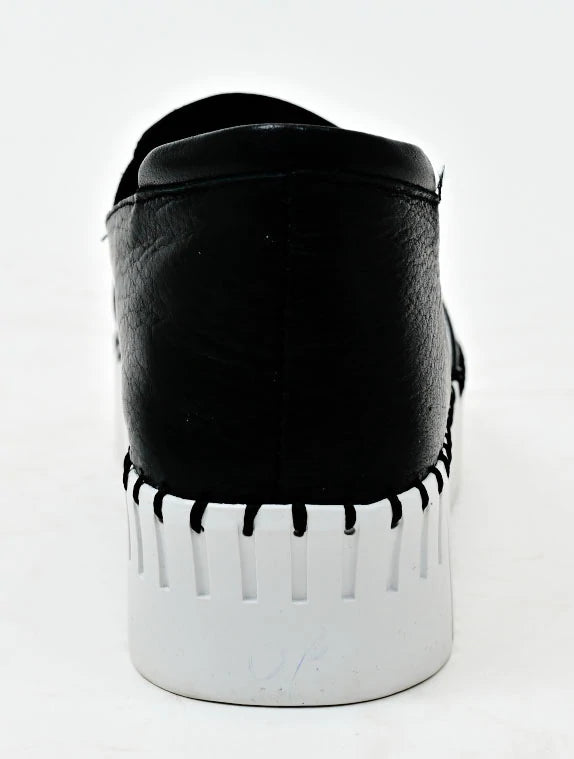 Becca Sneaker Black