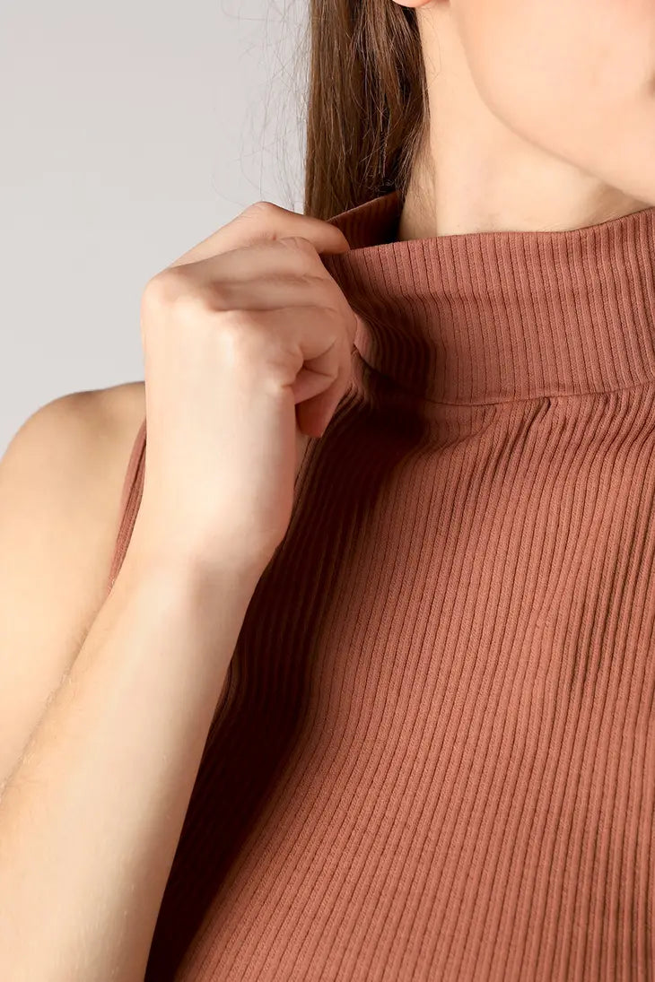 Ribbed Turtleneck Sleeveless Top