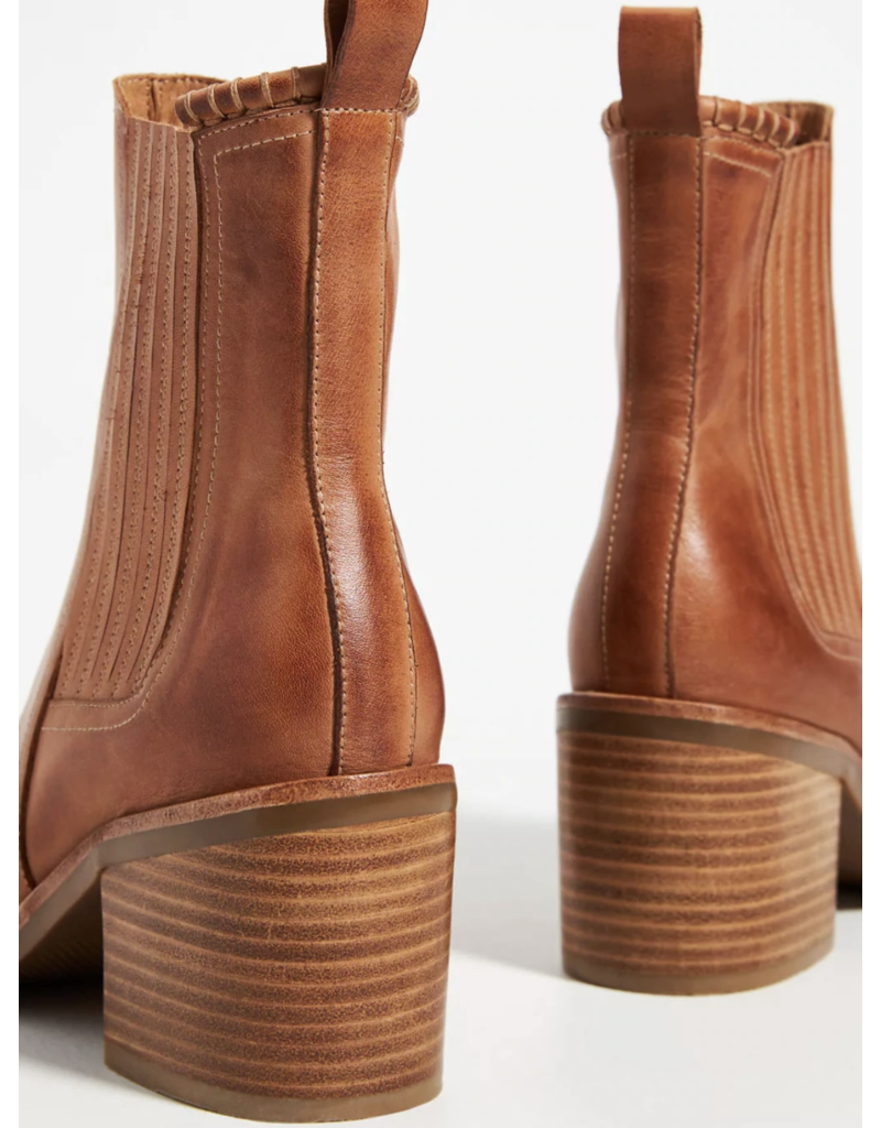 Naydo Tan Dark Brown Boot