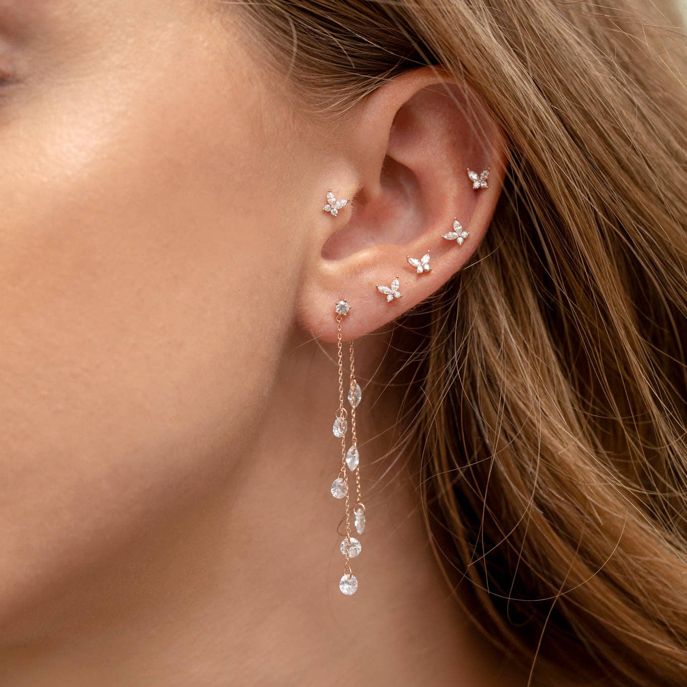 Dewdrop Earrings: Gold