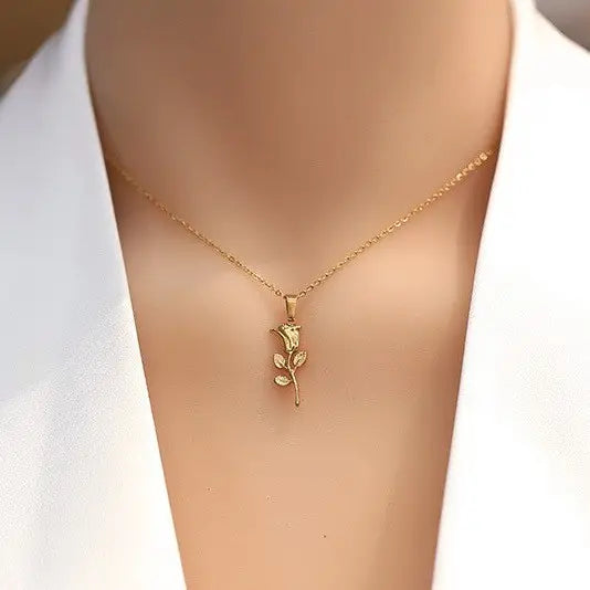 18K Stainless Steel Tarnish Free Rose Necklace | 40NK9529