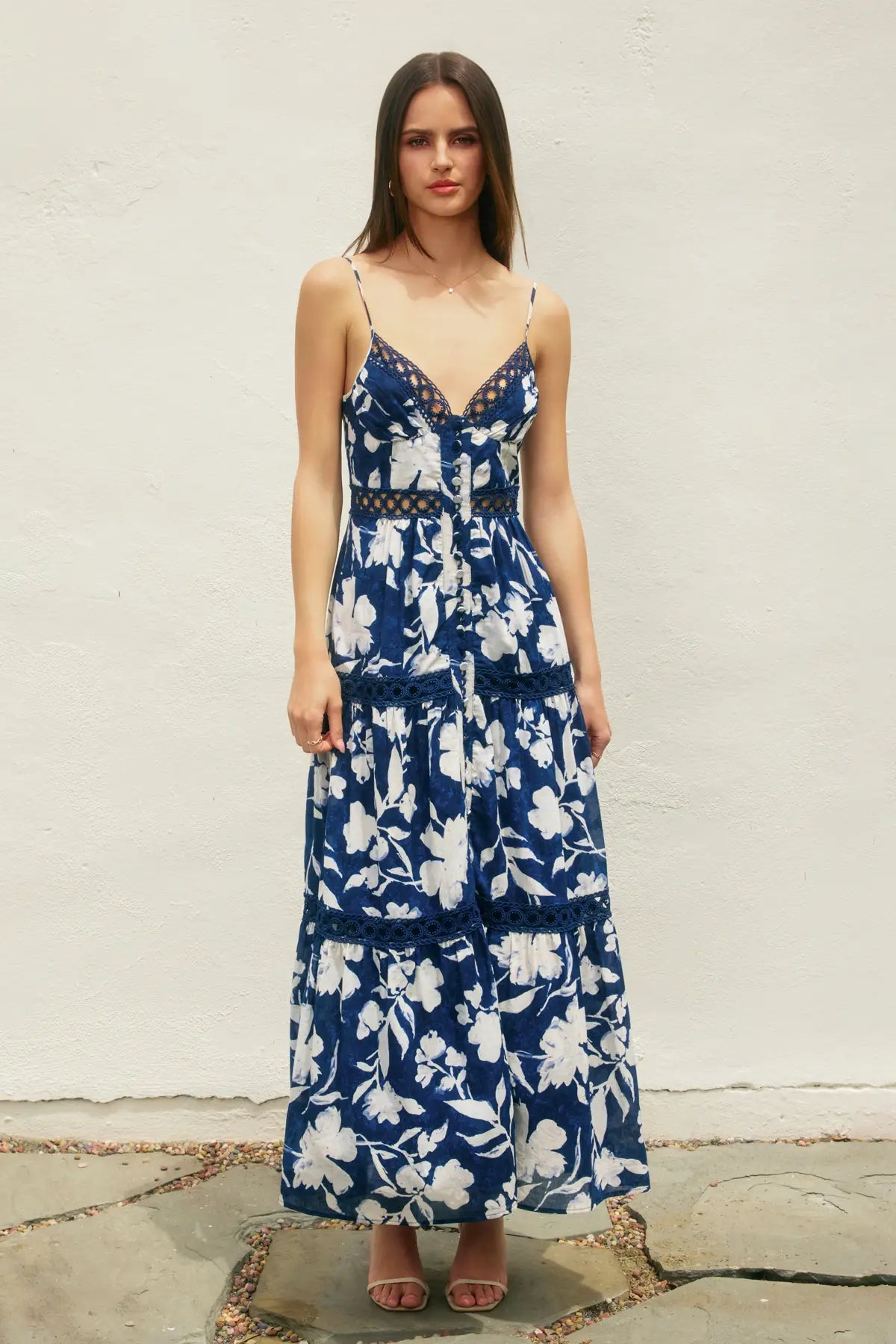 Lace Inset Tiered Maxi Dress