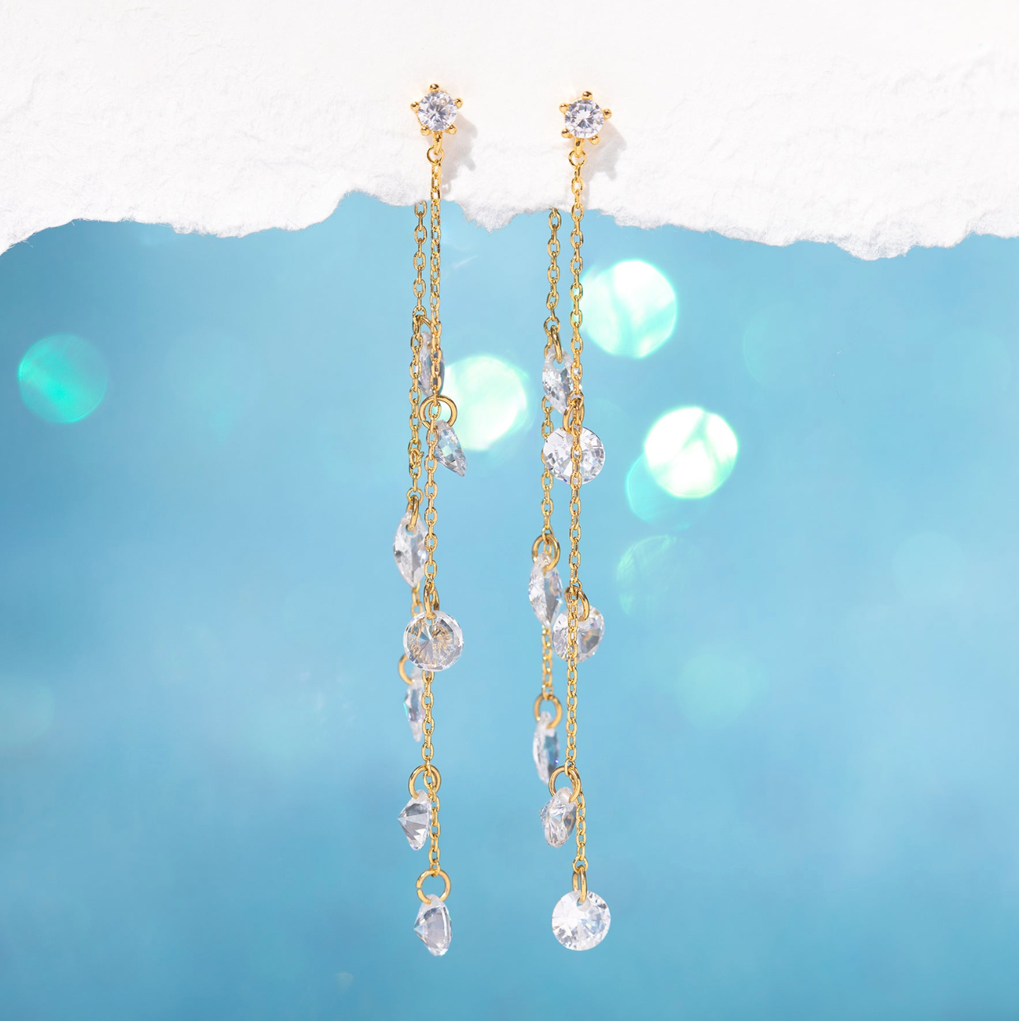 Dewdrop Earrings: Gold