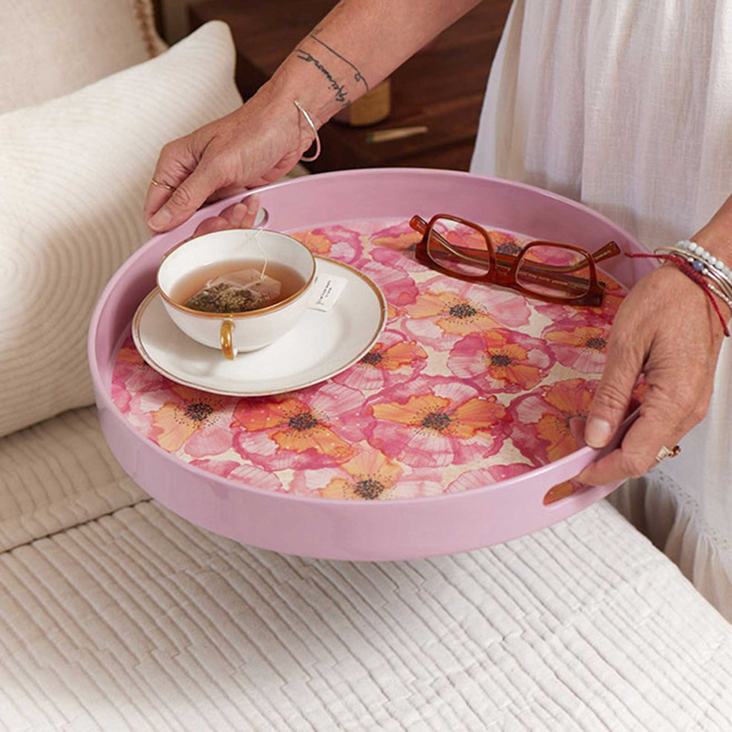 PRESSED PETALS 15 Inch Round Tray