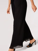 Load image into Gallery viewer, Chiffon Pleated Longline Culotte Pants
