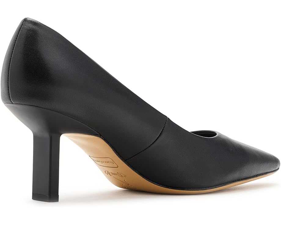 Julissa Pump