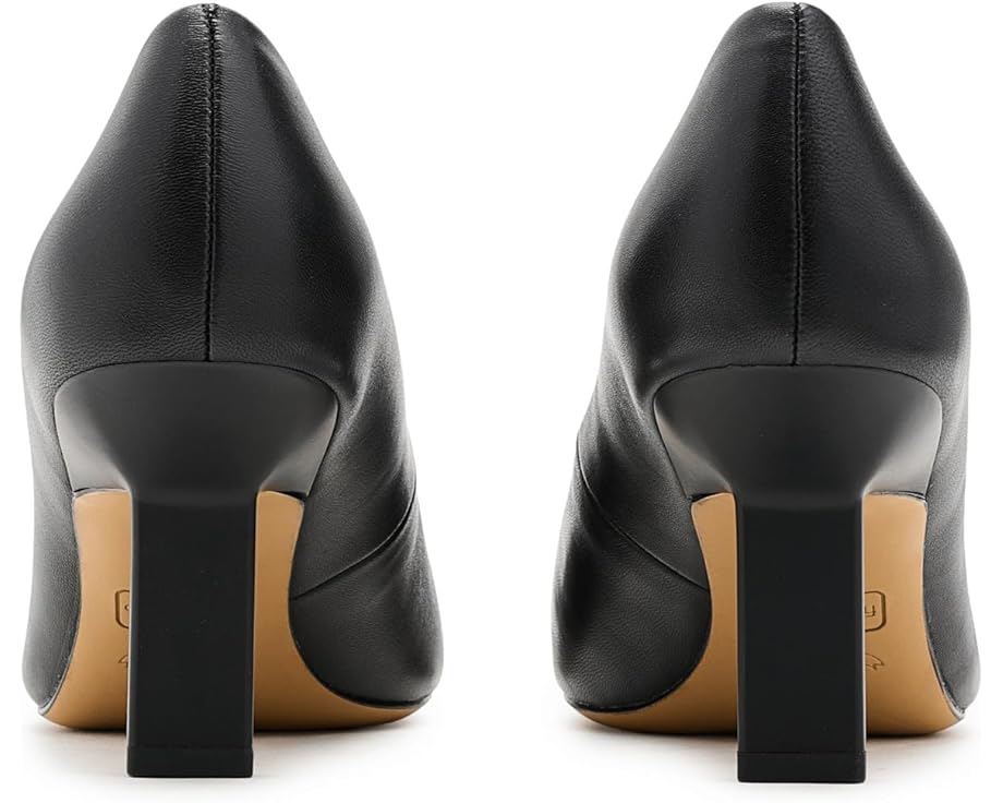 Julissa Pump
