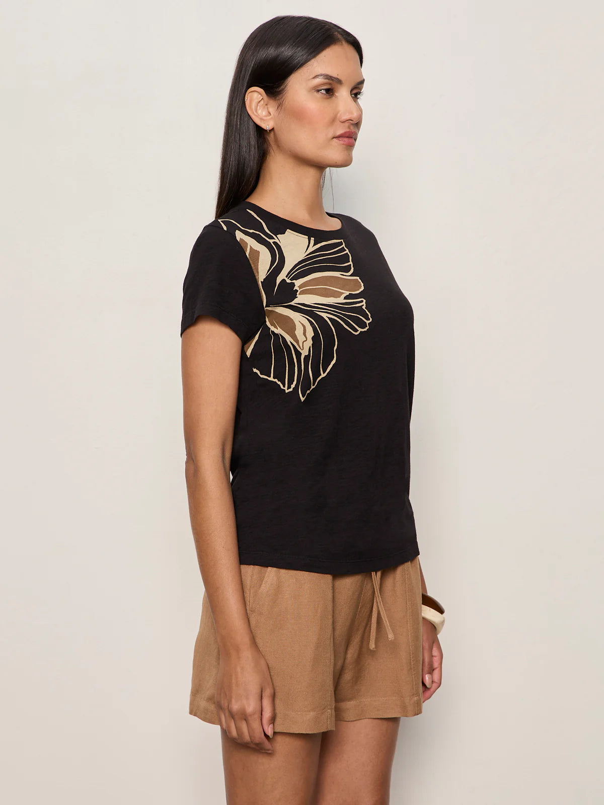 The Perfect Tee Lotus Placement