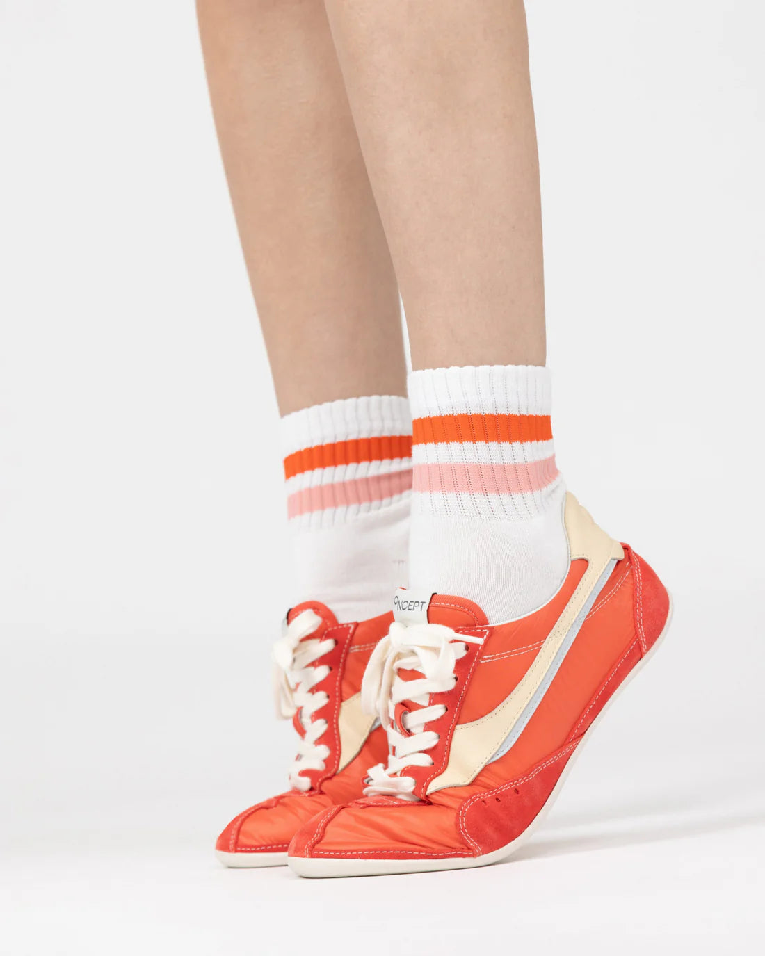 Temple Sneaker