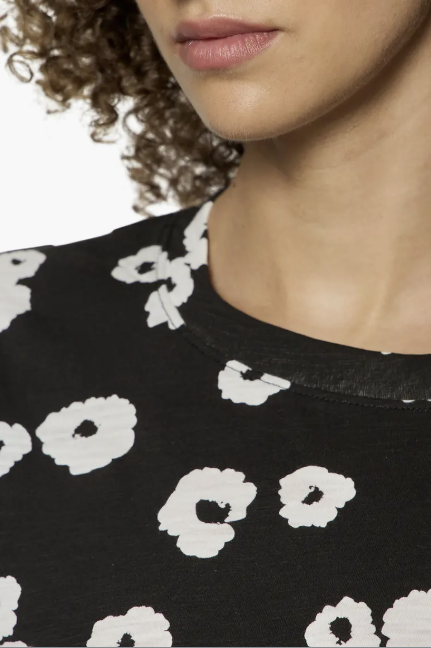 The Perfect Tee - Black Petite Blooms