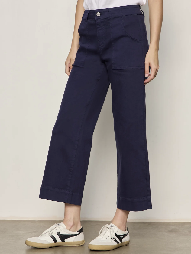 Insider Crop - Navy Blazer