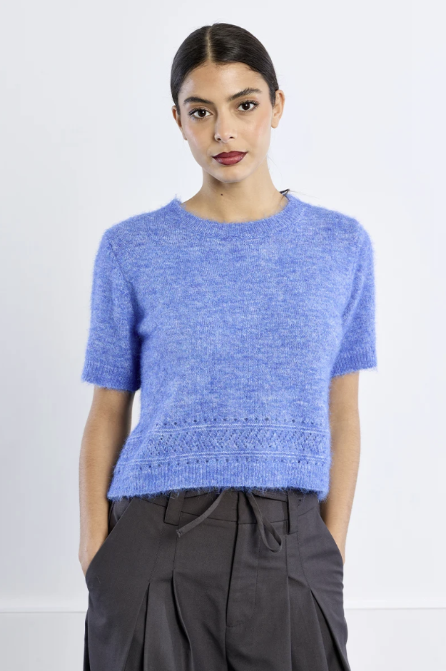 Short-sleeved knitted sweater, plain