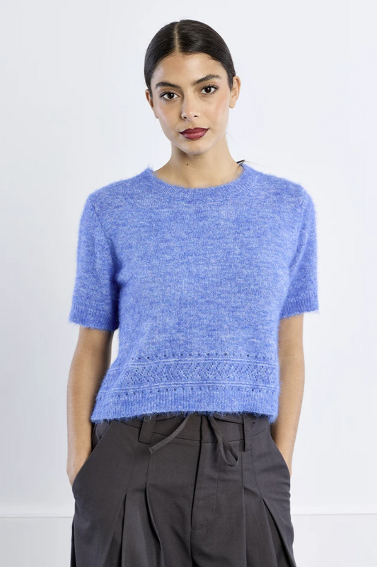 Short-sleeved knitted sweater, plain