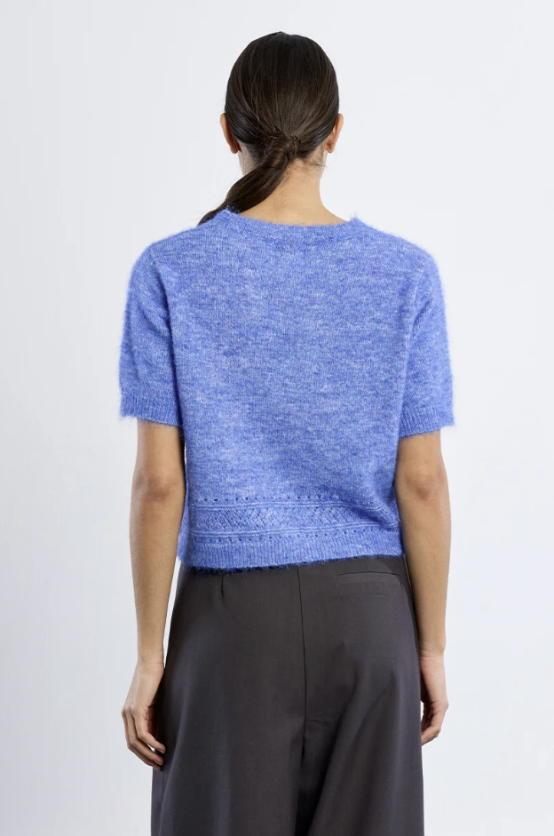 Short-sleeved knitted sweater, plain