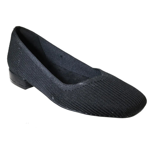 Union Stretch Fabric Square Toe Pump