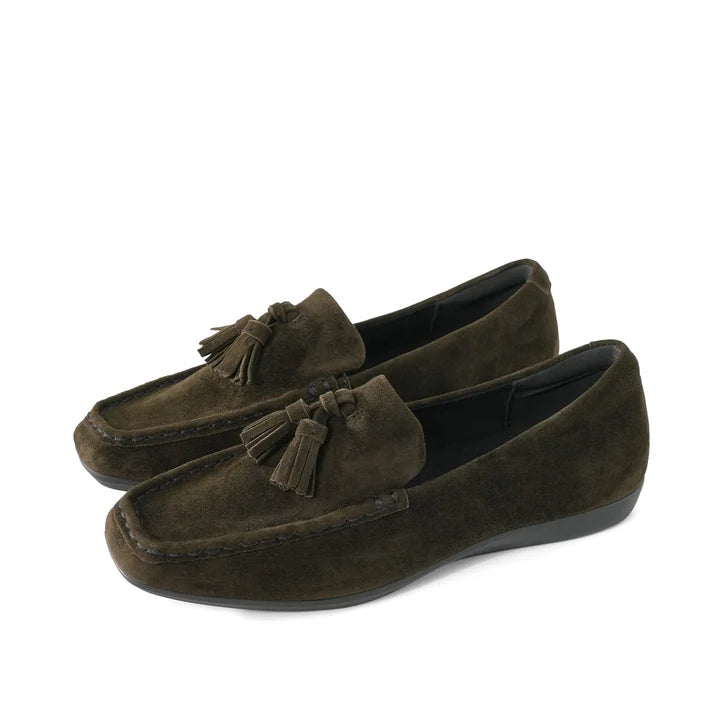 Vespera Tassel Loafers