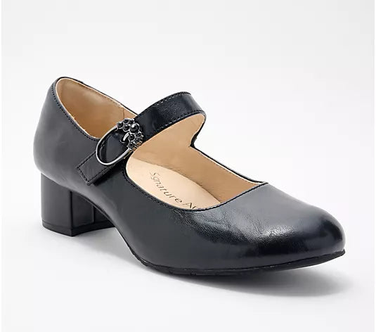 Ameliah Heel