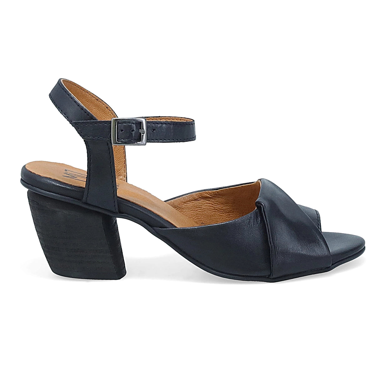 Attie Heel