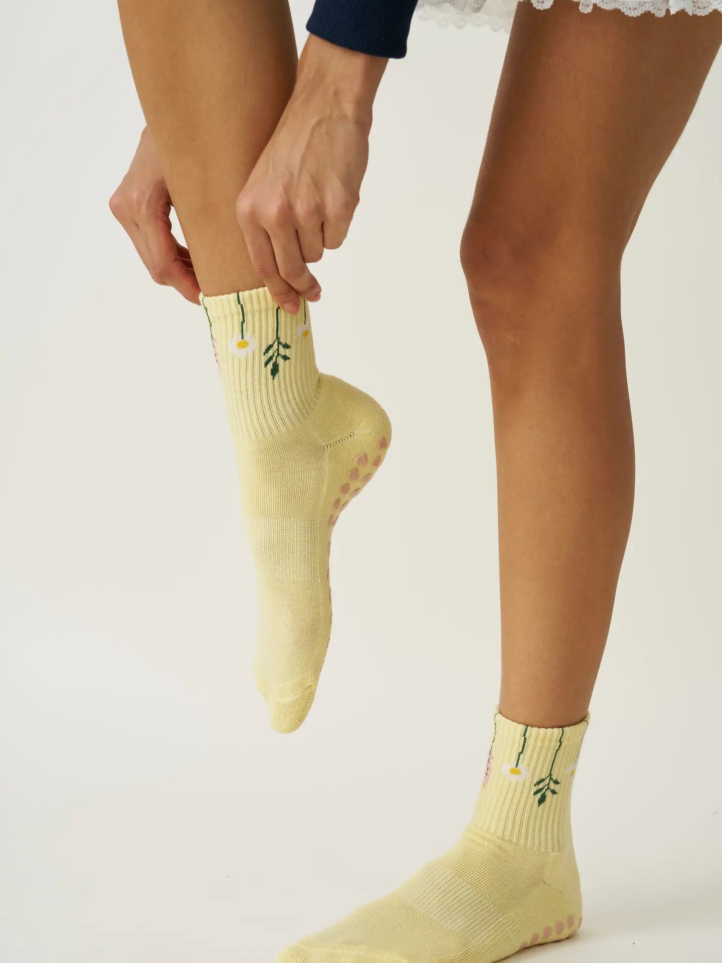 Flower Stem Grip Pilates Socks