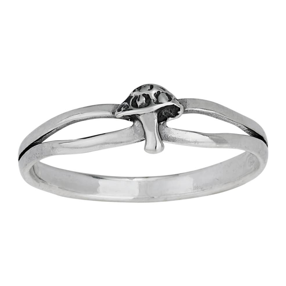 Mellow Sterling Silver Ring: Sterling Silver / 6 / Eclectic