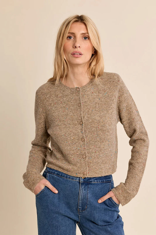 Short fitted cardigan (EF1678EN)