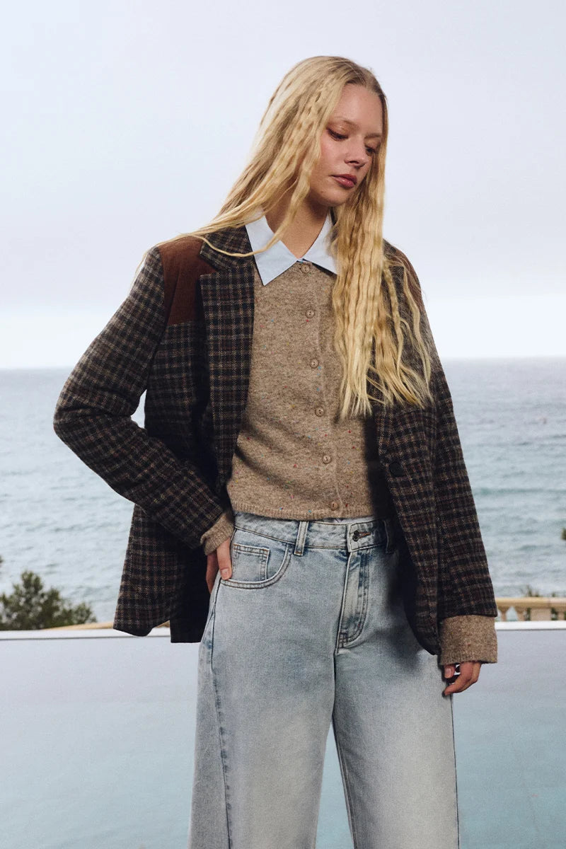 Short fitted cardigan (EF1678EN)