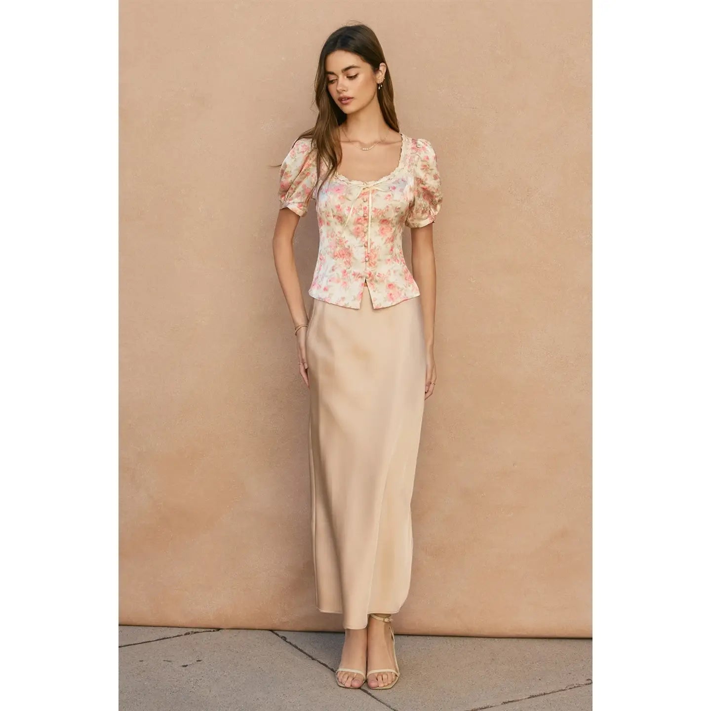 Wildflower Waltz Balloon Short Sleeves Blouse