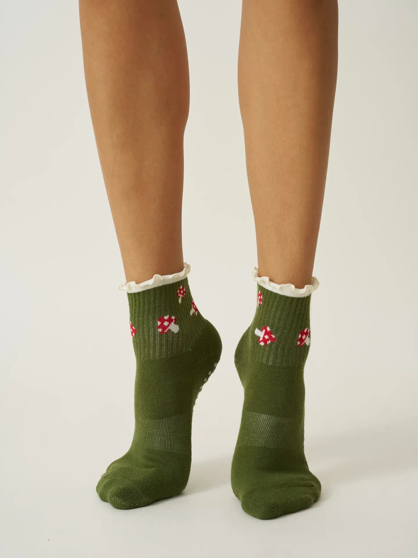 Mushroom Ruffle Grip Pilates Socks