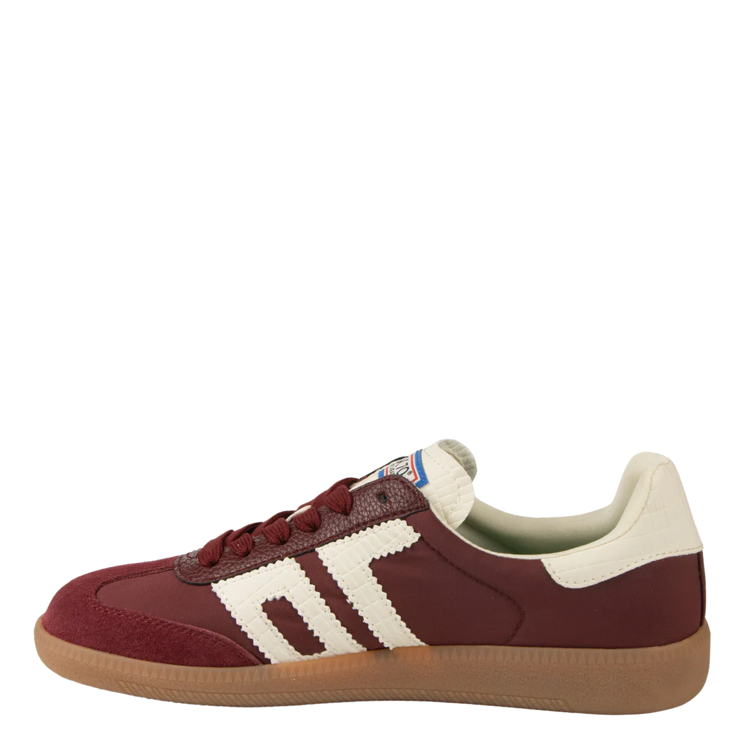 Ghost Sneaker in Wine Milk