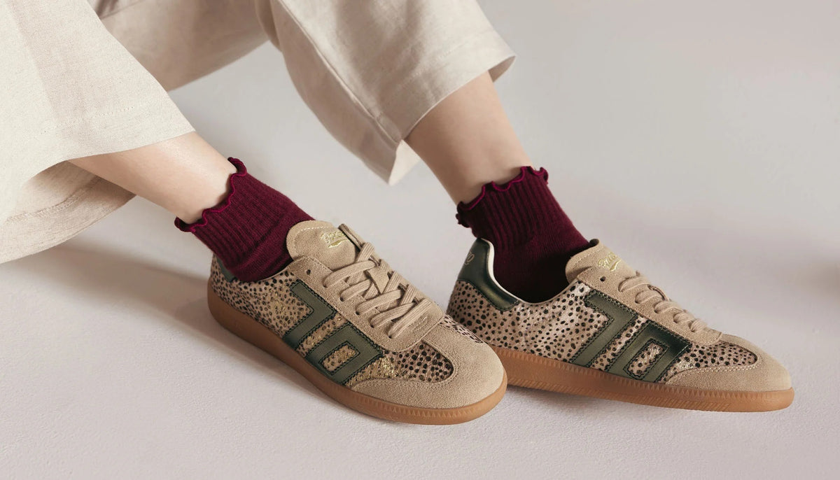 Cloud W26 in Pois Gold Forest Sneakers