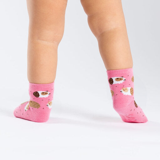 Guinea Piggin' Around Toddler Crew Socks