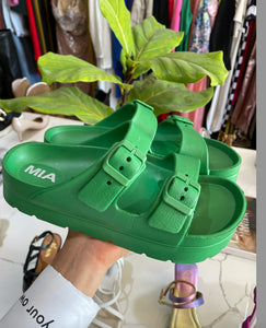 Kiana Flatform