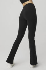 Load image into Gallery viewer, Airbrush High-Waist Flutter Legging
