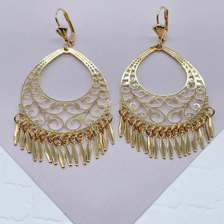 Very Light 18k Gold Filled Light Chandelier Dangling Earrings Featuring Lever