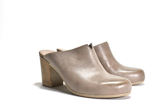 Gina Classic Clog