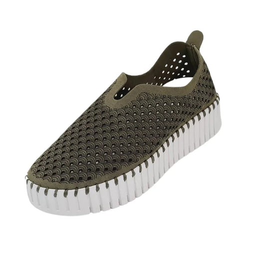 Tulip Slip On Platform Sneaker