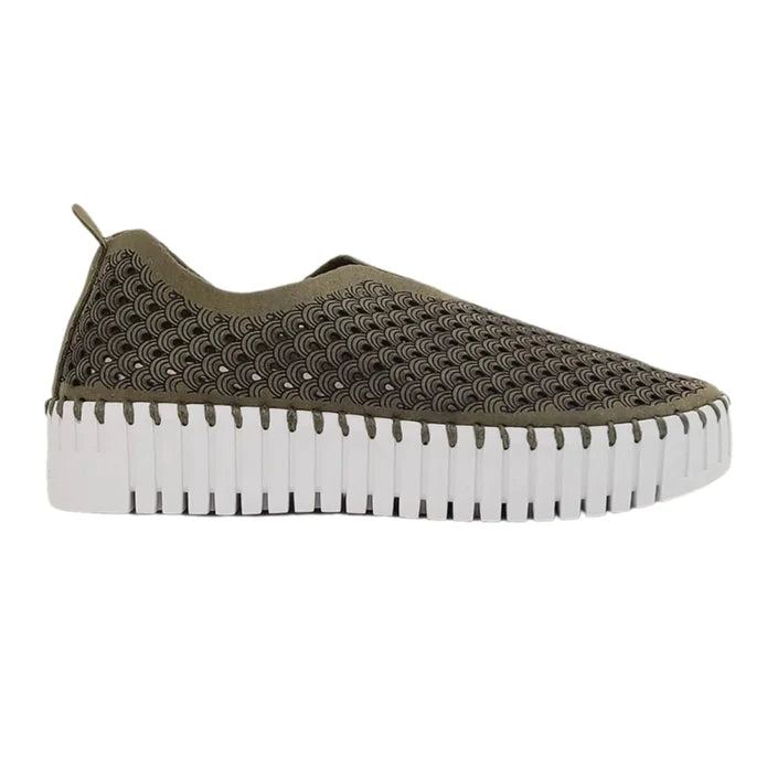 Tulip Slip On Platform Sneaker