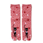 Load image into Gallery viewer, Black Kitty Cat Sakura Tabi Toe Socks
